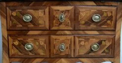 18th Century Louis XV Marquetry Regional Slope Desk 31 18th Century Louis XV Marquetry Regional Slope Desk -PAMONO Sales 18th century louis xv marquetry regional slope desk 10