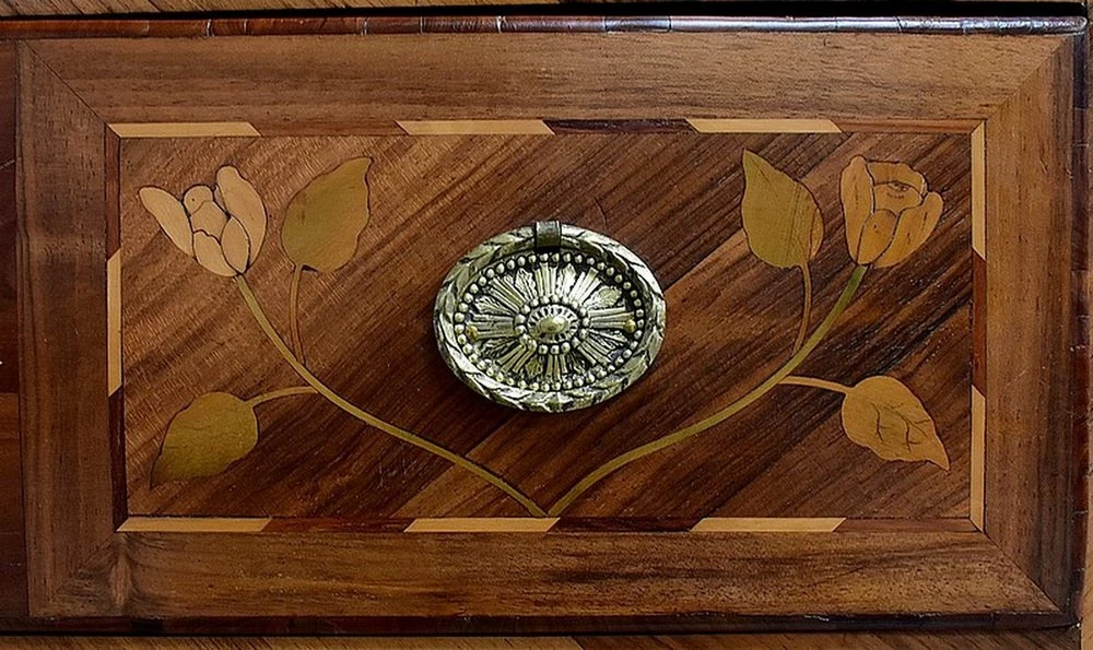 18th Century Louis XV Marquetry Regional Slope Desk 13 18th Century Louis XV Marquetry Regional Slope Desk - Image 11