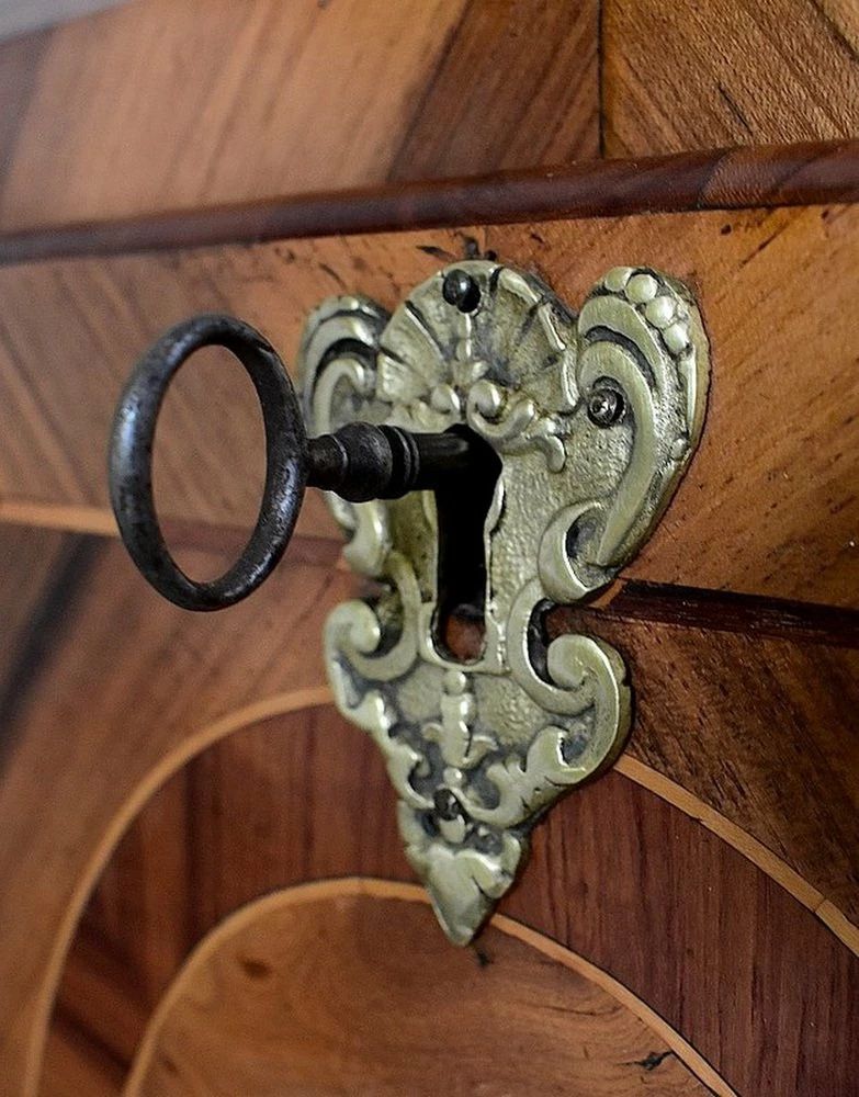 18th Century Louis XV Marquetry Regional Slope Desk 11 18th Century Louis XV Marquetry Regional Slope Desk - Image 9