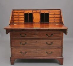 18th Century Mahogany Bureau 28 18th Century Mahogany Bureau -PAMONO Sales 18th century mahogany bureau 13