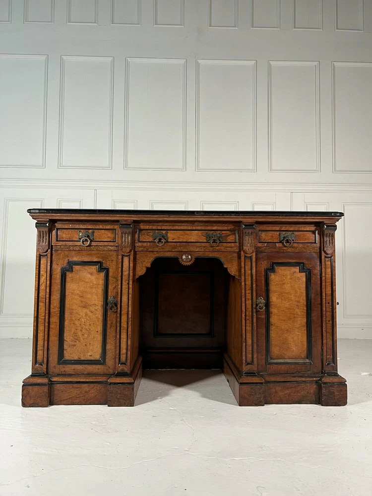 19th Century Aesthetic Movement Kneehole Desk 4 19th Century Aesthetic Movement Kneehole Desk - Image 2