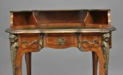 19th-Century Kingwood & Ormolu Writing Table, 1880s 29 19th-Century Kingwood & Ormolu Writing Table, 1880s -PAMONO Sales 19th century kingwood ormolu writing table 1880s 11