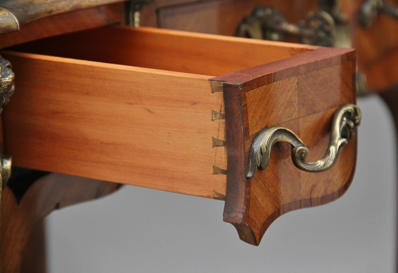 19th-Century Kingwood & Ormolu Writing Table, 1880s 15 19th-Century Kingwood & Ormolu Writing Table, 1880s - Image 13