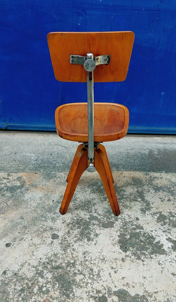 Adjustable Industrial Wooden Swivel Chair, Italy, 1940s 7 Adjustable Industrial Wooden Swivel Chair, Italy, 1940s - Image 5