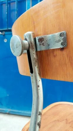 Adjustable Industrial Wooden Swivel Chair, Italy, 1940s 15 Adjustable Industrial Wooden Swivel Chair, Italy, 1940s -PAMONO Sales adjustable industrial wooden swivel chair italy 1940s 6