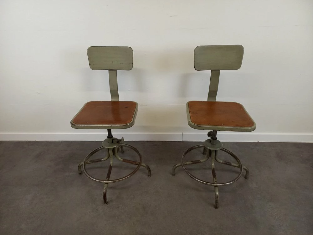 Adjustable Workshop Chairs From The Flambo Brand, 1950s, Set Of 2 3 Adjustable Workshop Chairs From The Flambo Brand, 1950s, Set Of 2