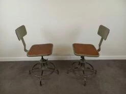 Adjustable Workshop Chairs From The Flambo Brand, 1950s, Set Of 2 36 Adjustable Workshop Chairs From The Flambo Brand, 1950s, Set Of 2 -PAMONO Sales adjustable workshop chairs from the flambo brand 1950s set of 2 15
