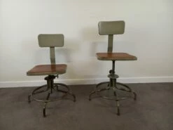 Adjustable Workshop Chairs From The Flambo Brand, 1950s, Set Of 2 37 Adjustable Workshop Chairs From The Flambo Brand, 1950s, Set Of 2 -PAMONO Sales adjustable workshop chairs from the flambo brand 1950s set of 2 16