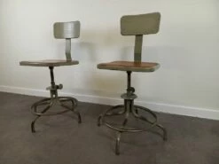 Adjustable Workshop Chairs From The Flambo Brand, 1950s, Set Of 2 30 Adjustable Workshop Chairs From The Flambo Brand, 1950s, Set Of 2 -PAMONO Sales adjustable workshop chairs from the flambo brand 1950s set of 2 9