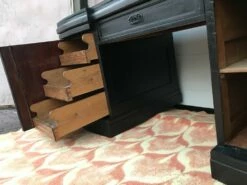 Art Nouveau Black Oak Desk, 1920s 35 Art Nouveau Black Oak Desk, 1920s -PAMONO Sales art nouveau black oak desk 1920s 14