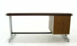Big Desk In Leather And Aluminum, 1980s -PAMONO Sales big desk in leather and aluminum 1980s 10