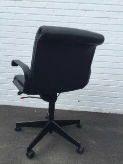 Black Leather Chair By Richard Sapper For Knoll, 1980s 15 Black Leather Chair By Richard Sapper For Knoll, 1980s -PAMONO Sales black leather chair by richard sapper for knoll 1980s 4