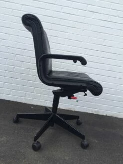 Black Leather Chair By Richard Sapper For Knoll, 1980s 18 Black Leather Chair By Richard Sapper For Knoll, 1980s -PAMONO Sales black leather chair by richard sapper for knoll 1980s 7