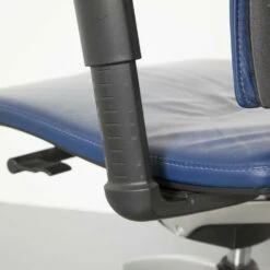 Blue Leather Open Up Executive Chair From Sedus -PAMONO Sales blue leather open up executive chair from sedus 14