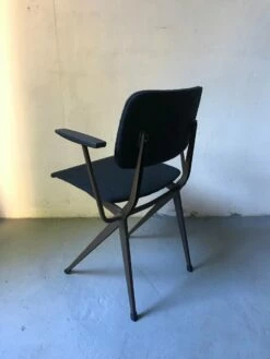 Chair By Friso Kramer, 1950s -PAMONO Sales chair by friso kramer 1950s 3