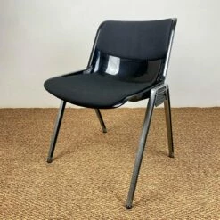 Chair By Osvaldo Borsani For Tecno