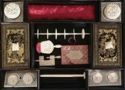 Desk In Blackened Wood, Napoleon III Period, Mid 19th Century 33 Desk In Blackened Wood, Napoleon III Period, Mid 19th Century -PAMONO Sales desk in blackened wood napoleon iii period mid 19th century 12