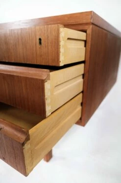 Desk In Teak By Omann Junior, 1960s -PAMONO Sales desk in teak by omann junior 1960s 9