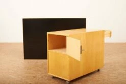 Desk With Roll Container From Wohnbedarf -PAMONO Sales desk with roll container from wohnbedarf 12