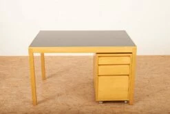 Desk With Roll Container From Wohnbedarf -PAMONO Sales desk with roll container from wohnbedarf 2