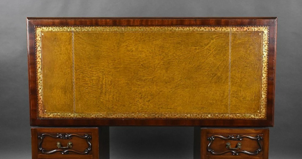 Edwardian Mahogany Pedestal Desk, 1900s 10 Edwardian Mahogany Pedestal Desk, 1900s - Image 8