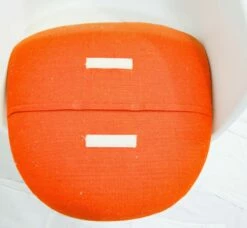 Fibreglass Swivel Armchairs By Maurice Burke For Arkana, Set Of 4 21 Fibreglass Swivel Armchairs By Maurice Burke For Arkana, Set Of 4 -PAMONO Sales fibreglass swivel armchairs by maurice burke for arkana set of 4 10