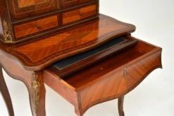 French Ormolu Mounted Escritoire Writing Desk, 1930s 19 French Ormolu Mounted Escritoire Writing Desk, 1930s -PAMONO Sales french ormolu mounted escritoire writing desk 1930s 6