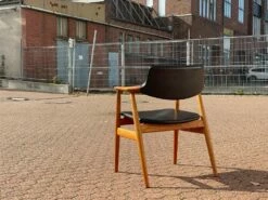 GM11 Teak Desk Armchair From Glostrup, 1960s 20 GM11 Teak Desk Armchair From Glostrup, 1960s -PAMONO Sales gm11 teak desk armchair from glostrup 1960s 9