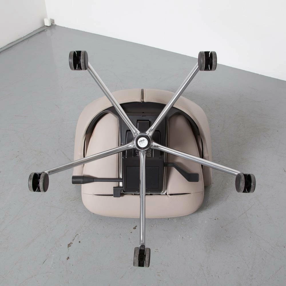 Grand Executive Chair Attributed To Antonio Citterio For Vitra 11 Grand Executive Chair Attributed To Antonio Citterio For Vitra - Image 9