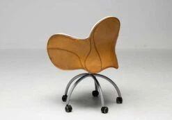Incisa Chair In Saddle Leather By Vico Magistretti, 1993 11 Incisa Chair In Saddle Leather By Vico Magistretti, 1993 -PAMONO Sales incisa chair in saddle leather by vico magistretti 1993 2