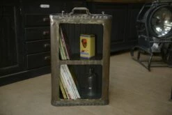 Industrial Shelf In Corrugated Copper With 2 Compartments, 1920s -PAMONO Sales industrial shelf in corrugated copper with 2 compartments 1920s 4