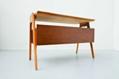Italian Desk By Vittorio Dassi, 1950s -PAMONO Sales italian desk by vittorio dassi 1950s 16
