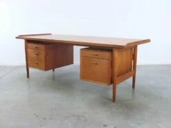 Large Teak Executive Model 207 Desk By Arne Vodder For Sibast, 1950s -PAMONO Sales large teak executive model 207 desk by arne vodder for sibast 1950s 4