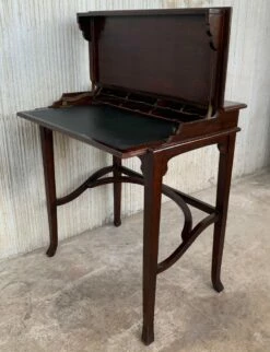 Late 19th Bureau -PAMONO Sales late 19th bureau 13