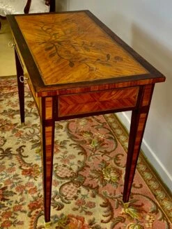 Louis XVI Rosewood And Amaranth Marquetry Writing Desk, 1890s -PAMONO Sales louis xvi rosewood and amaranth marquetry writing desk 1890s 5