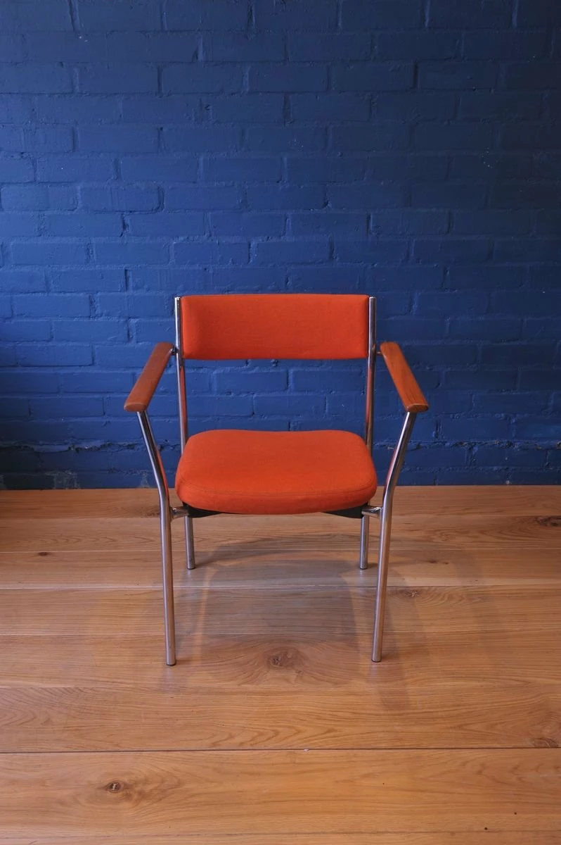 Mid-Century Chrome Armchair With Orange Upholstery From Antocks Lairn 6 Mid-Century Chrome Armchair With Orange Upholstery From Antocks Lairn - Image 4