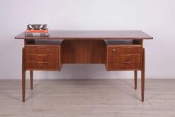 Mid-Century Freestanding Desk In Teak, 1960s -PAMONO Sales mid century freestanding desk in teak 1960s 4