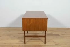 Mid-Century Freestanding Teak Desk, 1960s -PAMONO Sales mid century freestanding teak desk 1960s 7