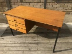 Mid-Century German Modern Teak Desk From Elco, 1950s 19 Mid-Century German Modern Teak Desk From Elco, 1950s -PAMONO Sales mid century german modern teak desk from elco 1950s 7