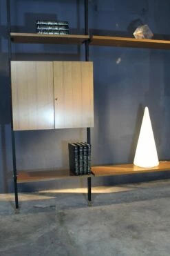 Mid-Century Iron & Formica Shelf With Brass Feet 14 Mid-Century Iron & Formica Shelf With Brass Feet -PAMONO Sales mid century iron formica shelf with brass feet 3