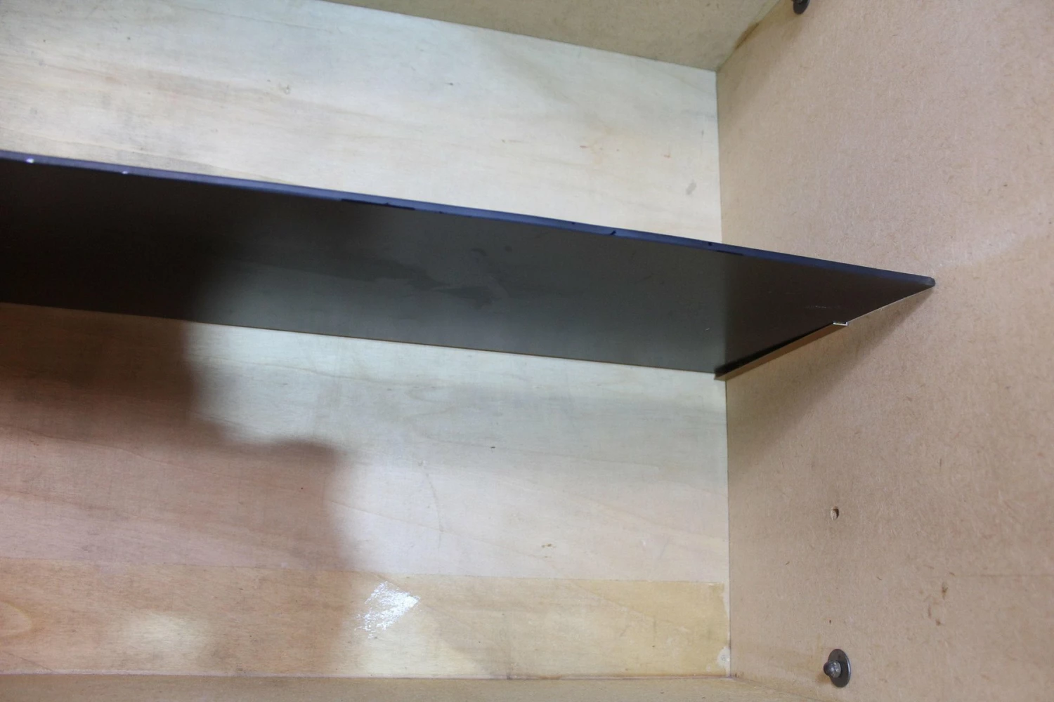 Mid-Century Iron & Formica Shelf With Brass Feet 8 Mid-Century Iron & Formica Shelf With Brass Feet - Image 6