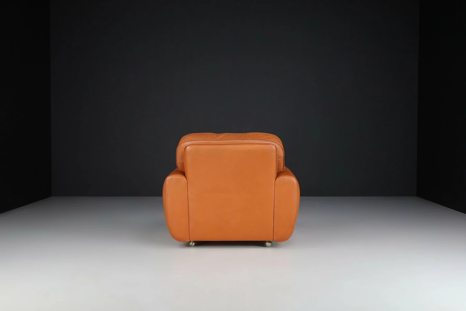 Mid-Century Leather Lounge Chairs, France, 1960s, Set Of 2 9 Mid-Century Leather Lounge Chairs, France, 1960s, Set Of 2 - Image 7