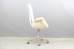 Mid-Century White Tulip Chair By Preben Fabricius & Jørgen Kastholm For Kill International 19 Mid-Century White Tulip Chair By Preben Fabricius & Jørgen Kastholm For Kill International -PAMONO Sales mid century white tulip chair by preben fabricius jorgen kastholm for kill international 3