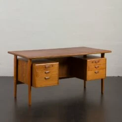 Model FM 60 Desk In Walnut By Kai Kristiansen For Feldballes Møbelfabrik, Denmark, 1960s -PAMONO Sales model fm 60 desk in walnut by kai kristiansen for feldballes mobelfabrik denmark 1960s 12