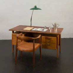 Model FM 60 Desk In Walnut By Kai Kristiansen For Feldballes Møbelfabrik, Denmark, 1960s -PAMONO Sales model fm 60 desk in walnut by kai kristiansen for feldballes mobelfabrik denmark 1960s 2