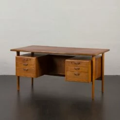 Model FM 60 Desk In Walnut By Kai Kristiansen For Feldballes Møbelfabrik, Denmark, 1960s -PAMONO Sales model fm 60 desk in walnut by kai kristiansen for feldballes mobelfabrik denmark 1960s 3