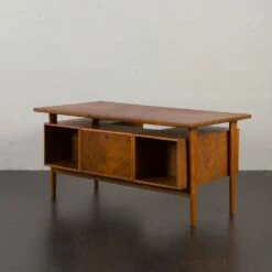 Model FM 60 Desk In Walnut By Kai Kristiansen For Feldballes Møbelfabrik, Denmark, 1960s -PAMONO Sales model fm 60 desk in walnut by kai kristiansen for feldballes mobelfabrik denmark 1960s 6