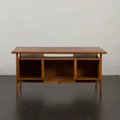 Model FM 60 Desk In Walnut By Kai Kristiansen For Feldballes Møbelfabrik, Denmark, 1960s -PAMONO Sales model fm 60 desk in walnut by kai kristiansen for feldballes mobelfabrik denmark 1960s 9