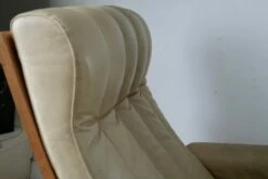 Norwegian Leather And Pine Swivel Chair By Ingmar Relling For Westnofa, 1970s -PAMONO Sales norwegian leather and pine swivel chair by ingmar relling for westnofa 1970s 8