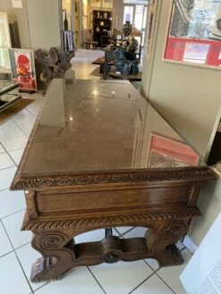 Oak And Glass Desk With Decorations -PAMONO Sales oak and glass desk with decorations 4